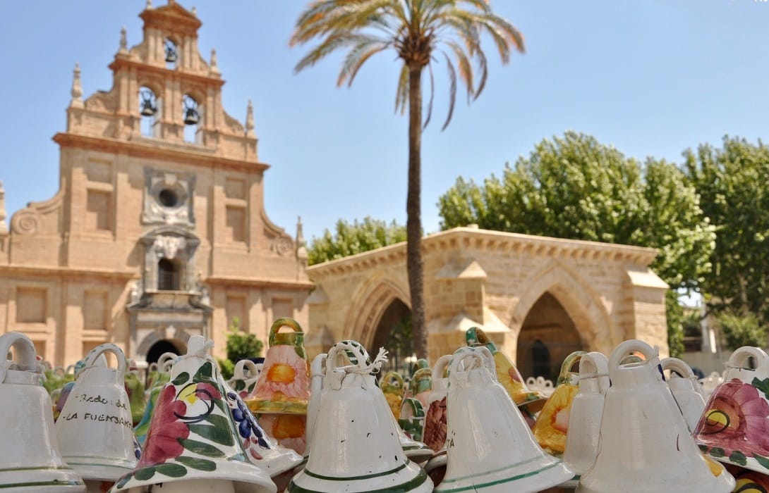 La Velá de la Fuensanta: sardiná, Huevá y procesión