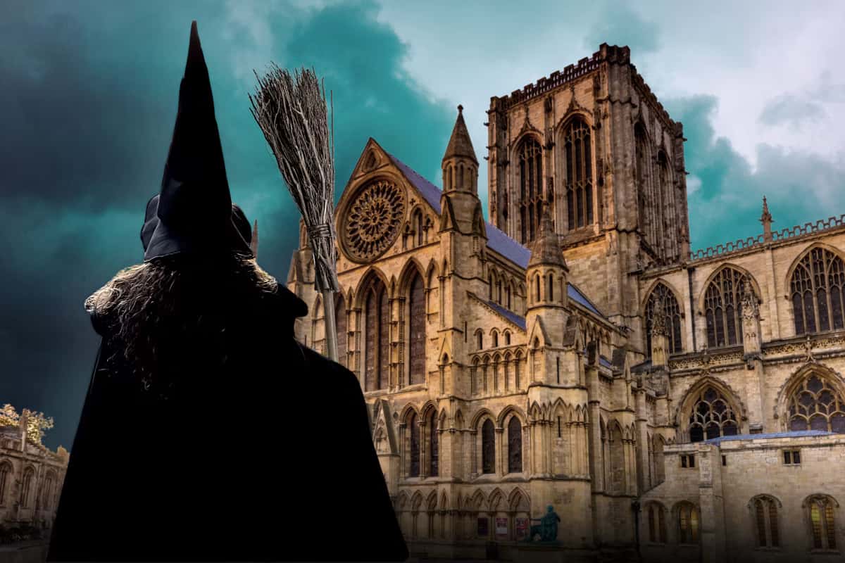 York Witches & History Walking Tour