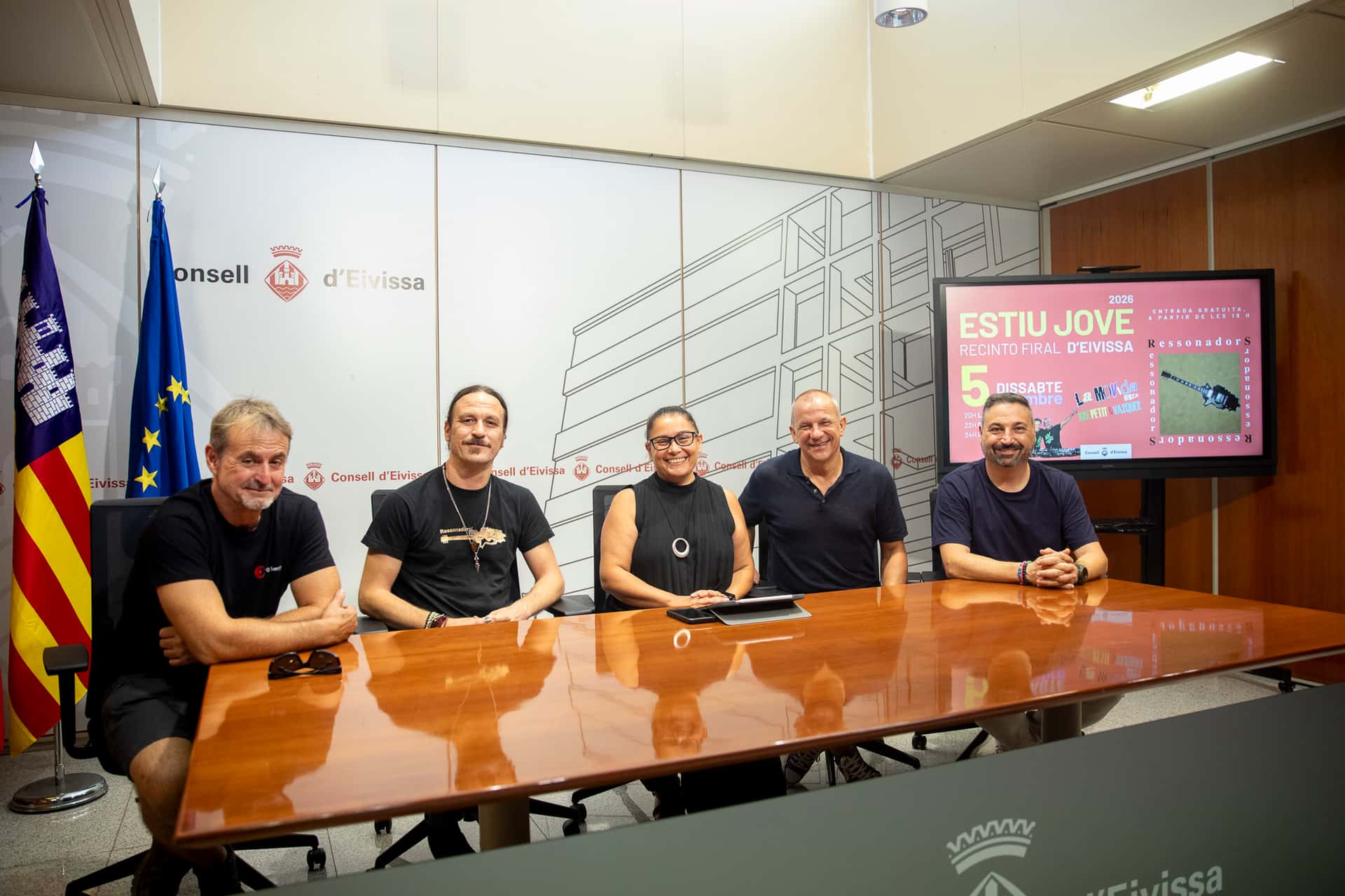 Estiu Jove: Ressonadors y La Movida Ibiza