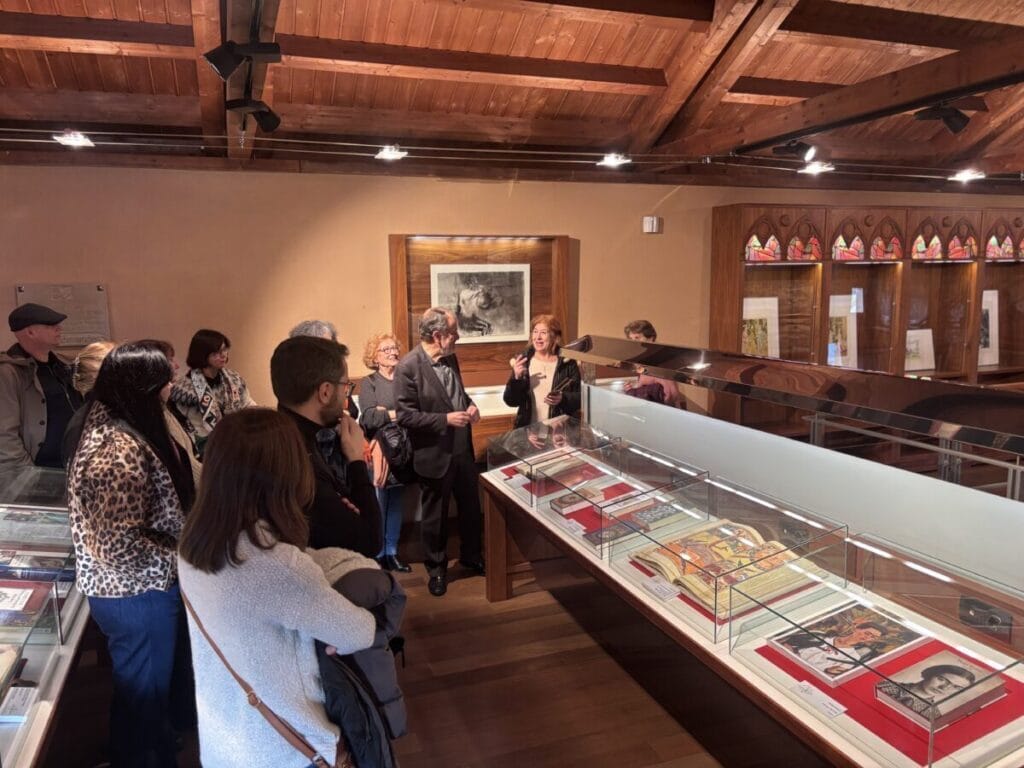 Exposición ELLAS: Mujeres, creadoras, inmortales y olvidadas