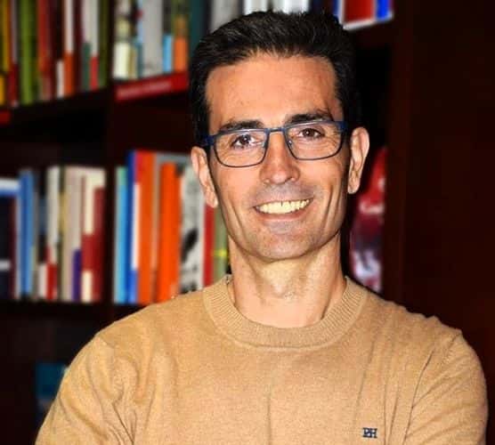 Charla con Francisco Villar Cabeza: Impacto de las redes sociales y las pantallas en la salud mental