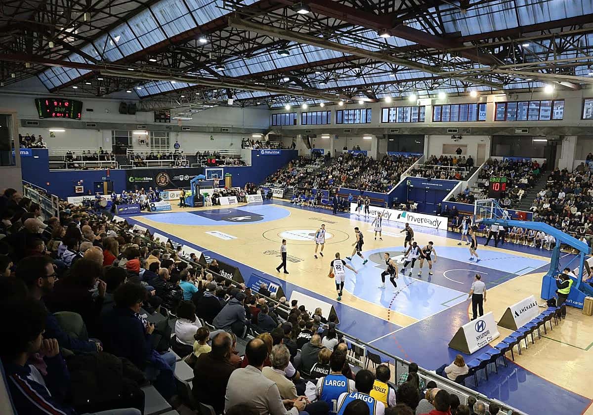 Partido de baloncesto Inveready Gipuzkoa