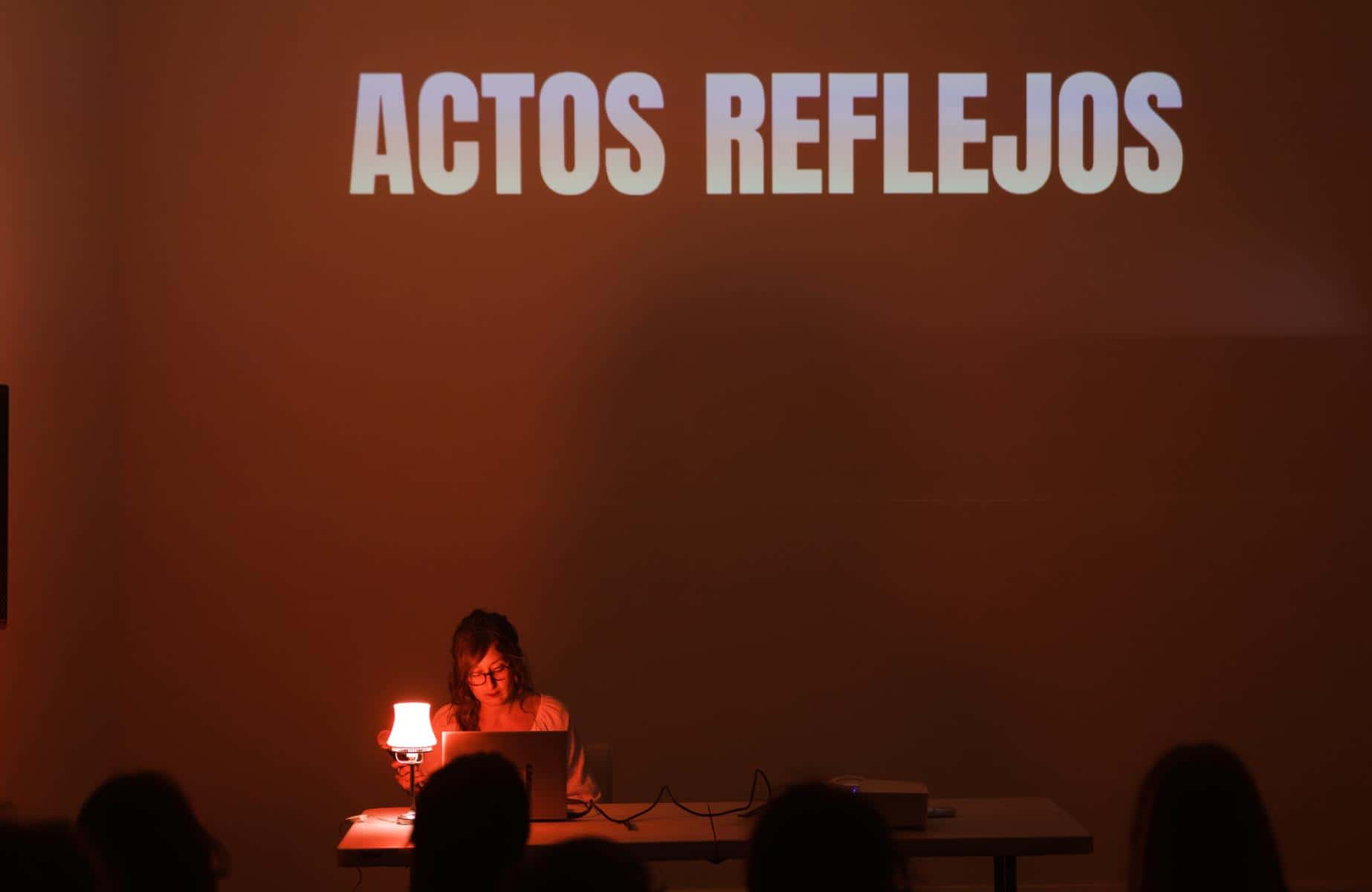 Actos reflejos de Iara Solano