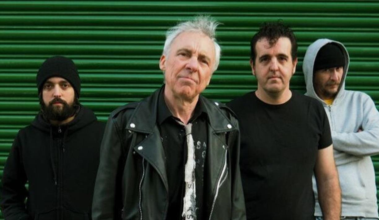 TV Smith & the Bored Teenagers + Fractured