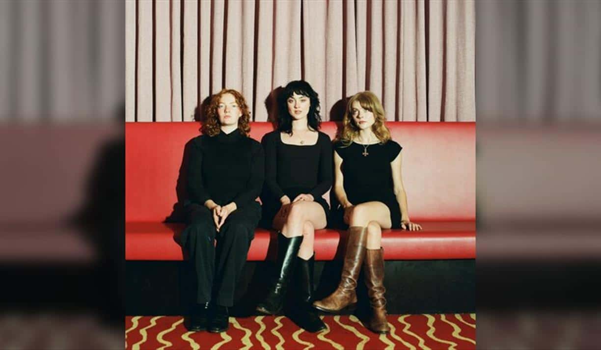 Folk Bitch Trio
