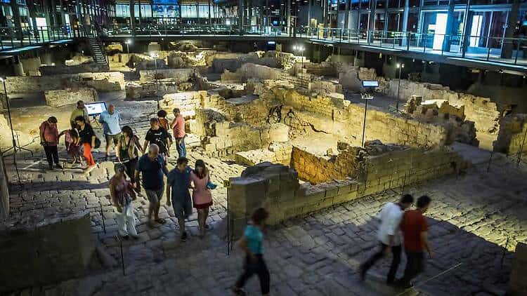 Vespres amb història