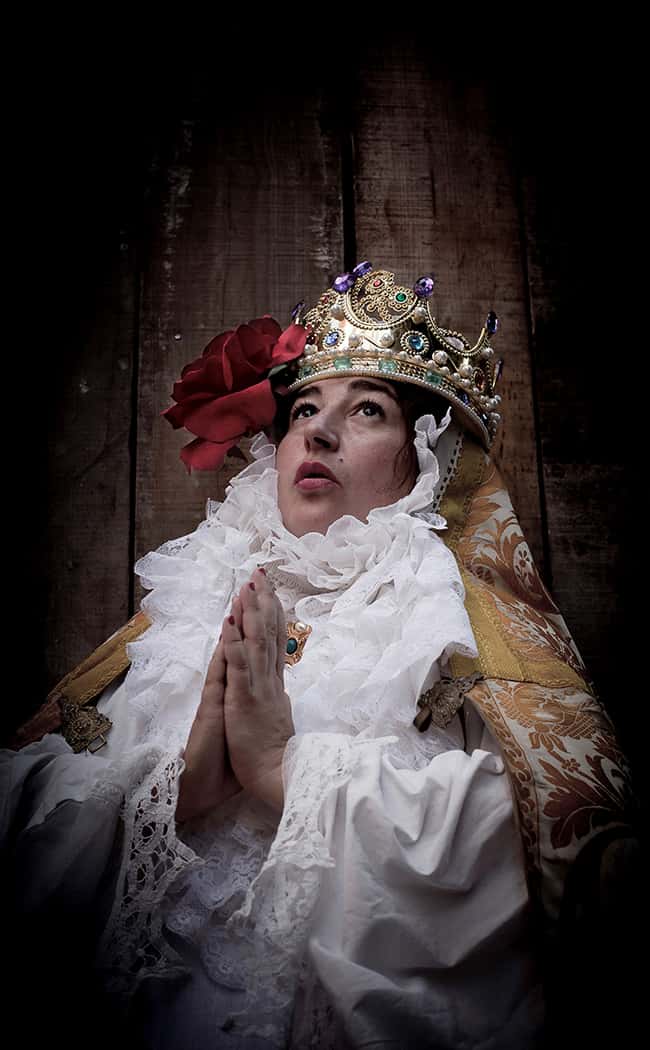 La Virgen del Rocío se aparece porque se lo ha dicho su psicóloga