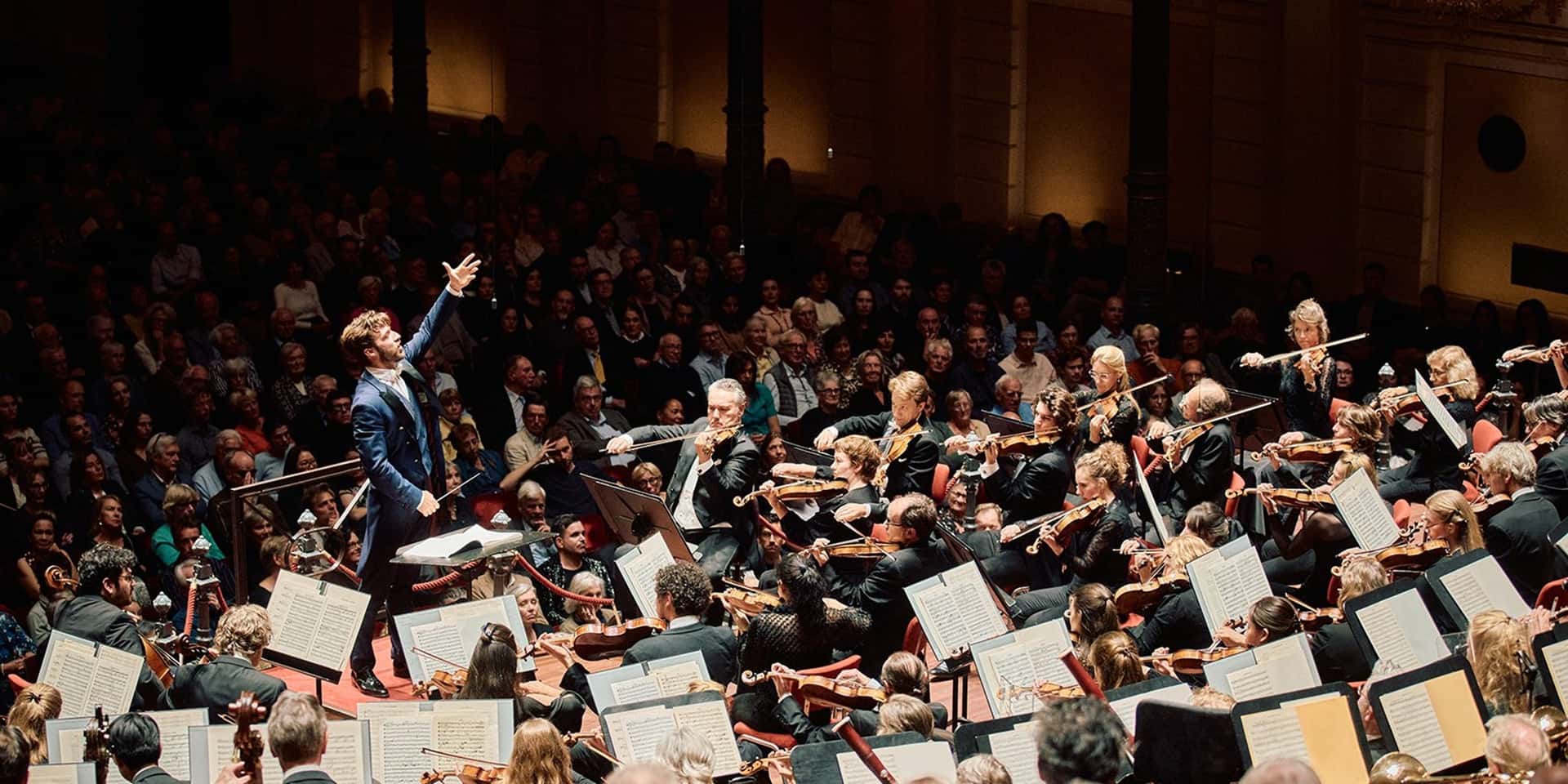Netherlands Philharmonic Orchestra, dirigida por Lorenzo Viotti, con Gautier Capuçon