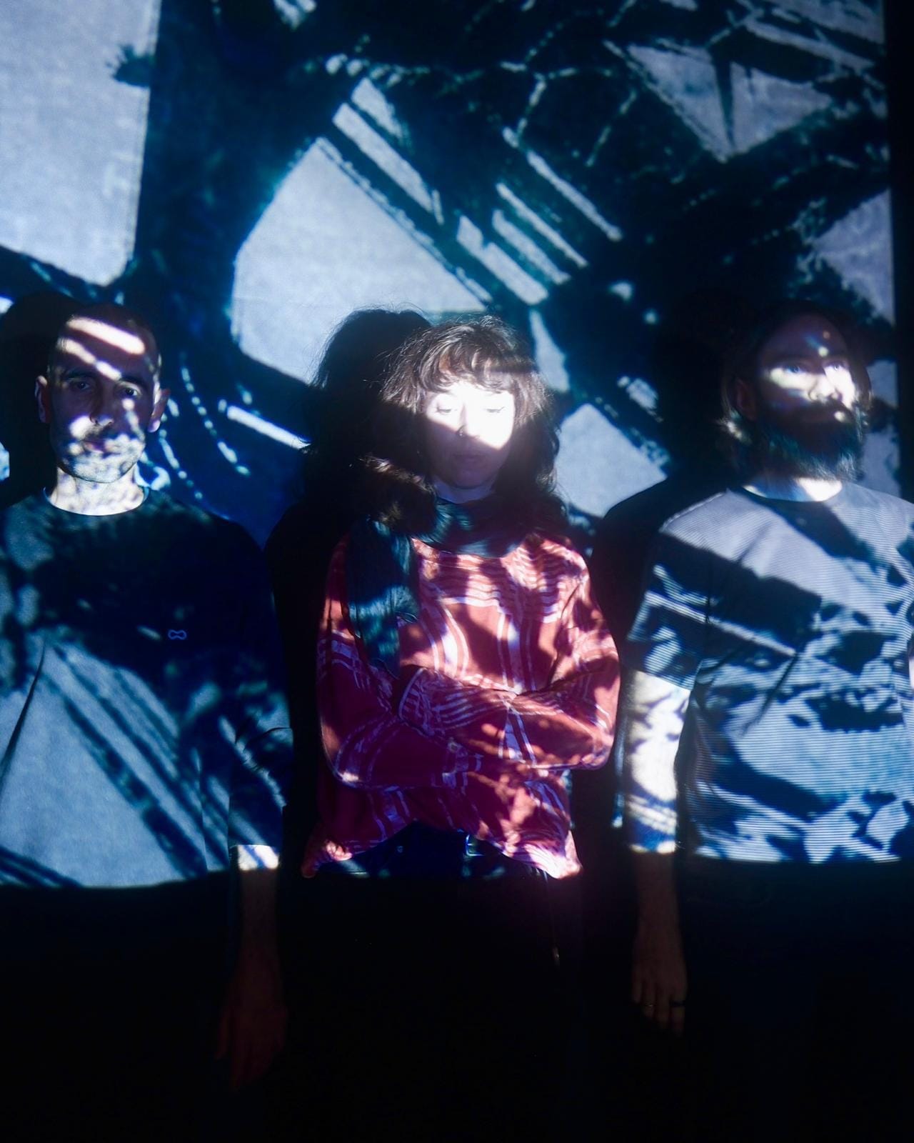 LINK Ciclo de Electr贸nica Visual: Doble & Nada + Susi Disorder Live AV