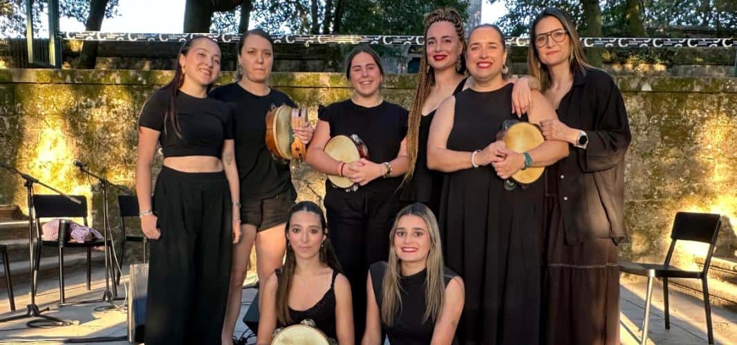 Por que non cantades todas? · Cantareiras · Cantigas e Agarimos