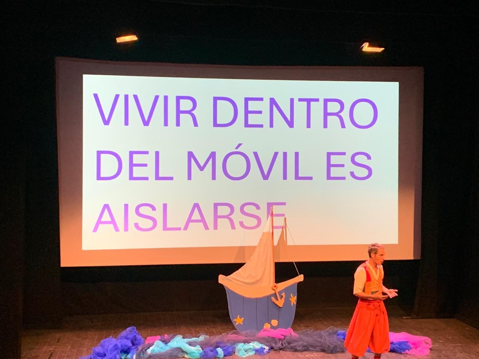 Movilón Crusoe, de la Cía. Saltatium Teatro