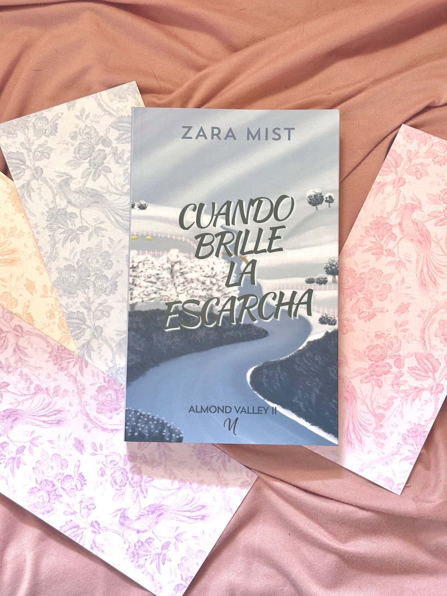 Presentación del libro 'Cuando brille la escarcha' de Zara Mist