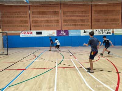 A la nit, una altra moguda: Actividad de fútbol