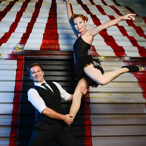 Noches Escénicas de Verano - Danza Aérea 'Mari Purie. Circo o Magia'