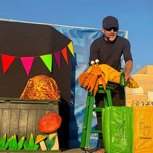 Noches Escénicas de Verano - Títeres Limpiemos la Playa