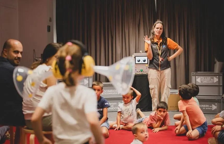 Taller 'Sons teledirigits'