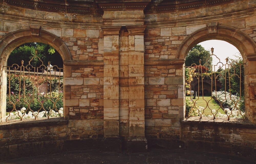 Visita en familia: 'Las pistas del Palacio'