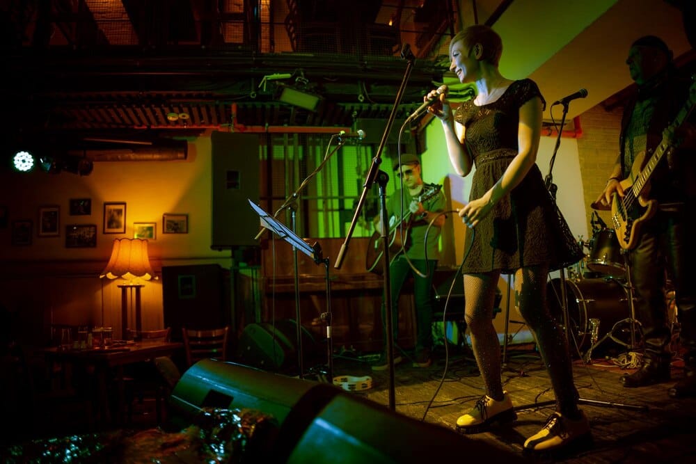 Concierto de No Konforme y Mozkor Alaiak