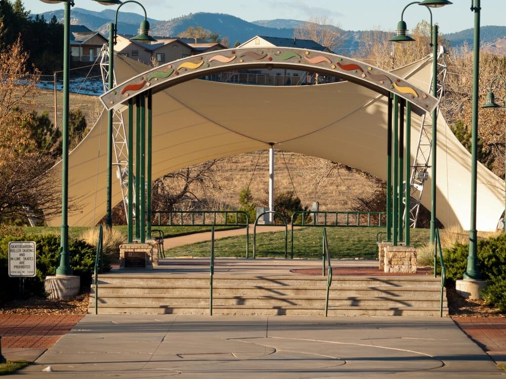 Nuevo escenario al aire libre en el Parque del Oeste
