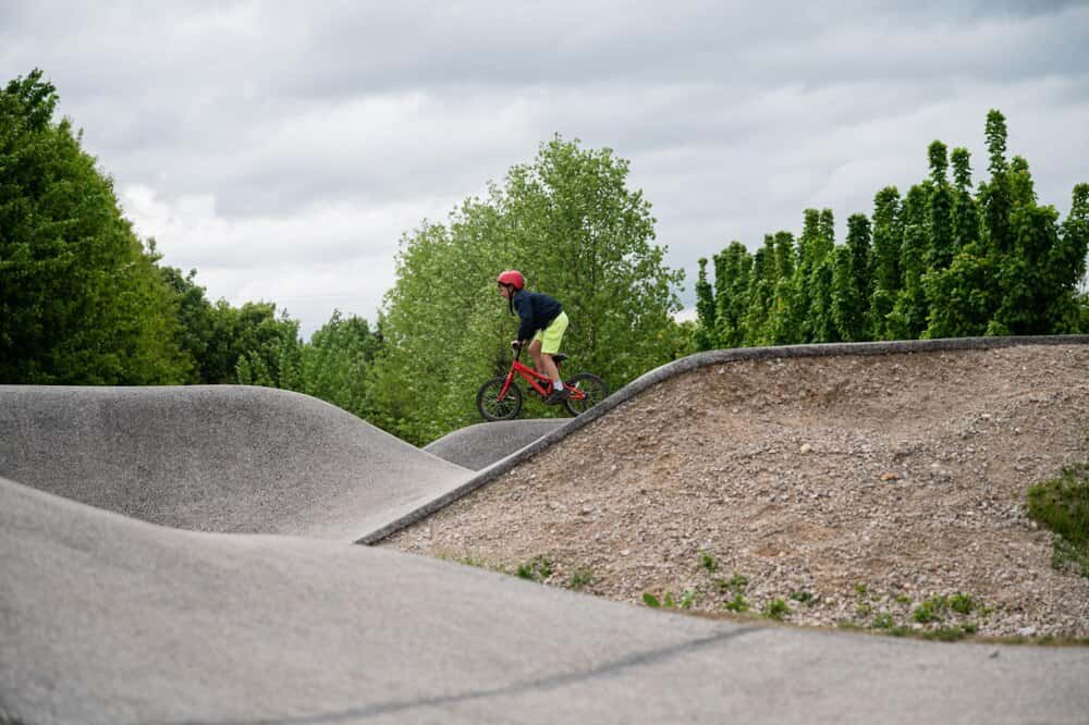 Nuevas pistas de pump track para disfrutar cerca de casa