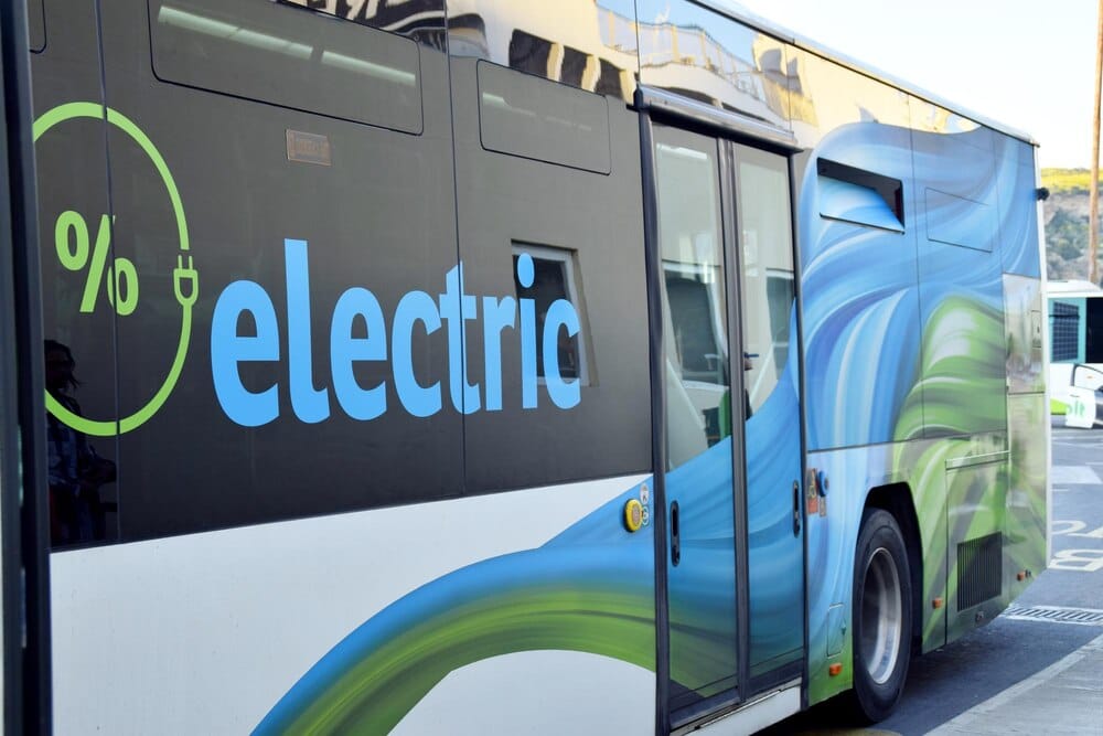 El autobús turístico eléctrico vuelve la próxima semana