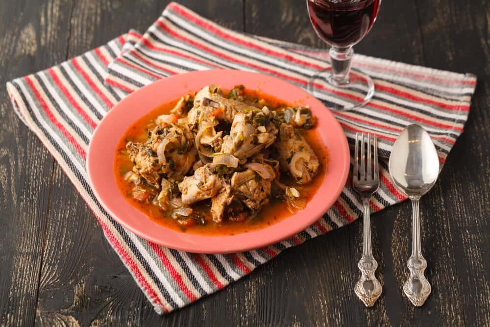 Pollo al chilindrón: 24 restaurantes abren las fiestas