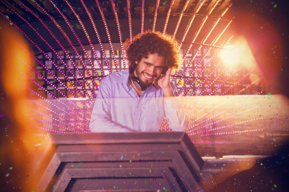 Actuación de DJ Elías