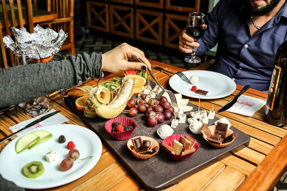Comer de lujo y barato en La Rondilla: menús y tapas