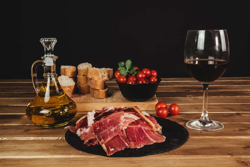 Degustación de jamón y falzue