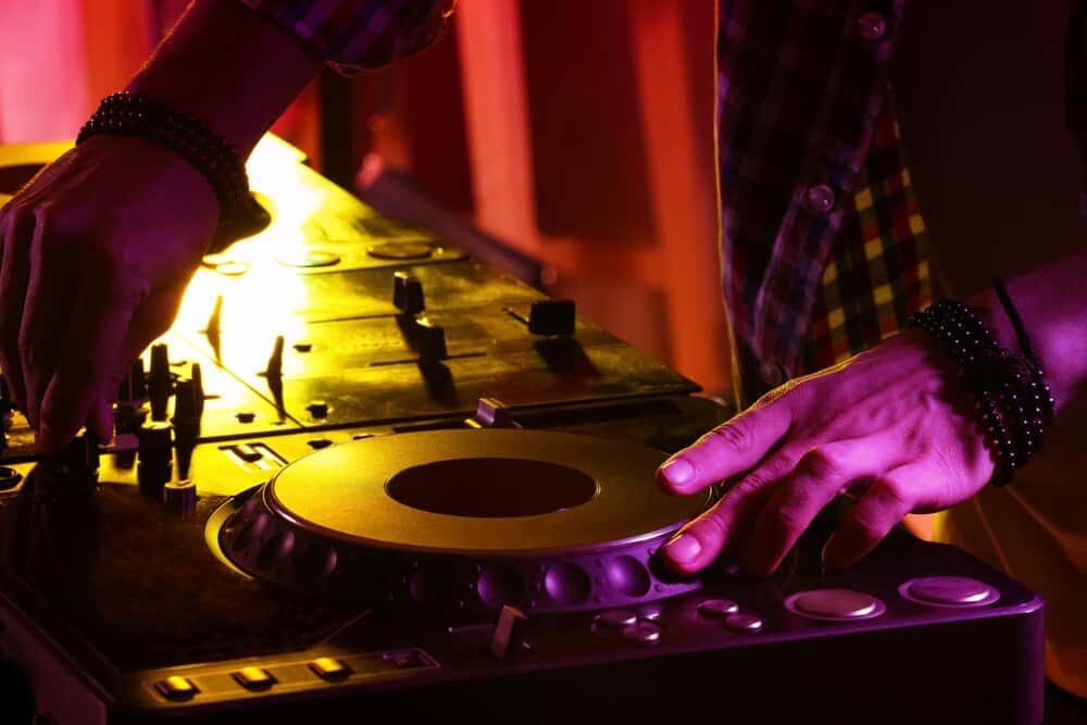 Gari Barlow DJ