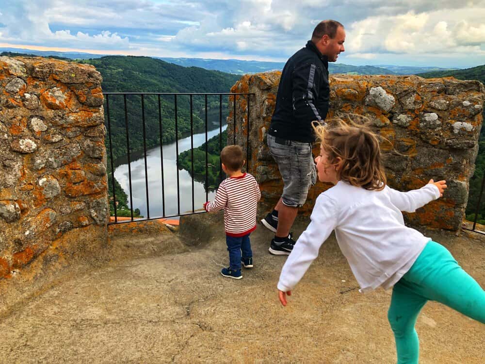 Descubre el Cerro de los Infantes en familia