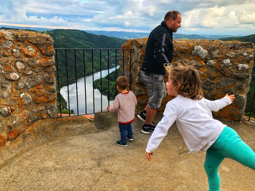 Descubre el Cerro de los Infantes en familia