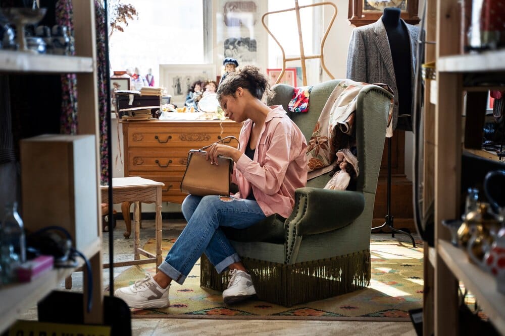 Home Market: comprar muebles dentro de una casa