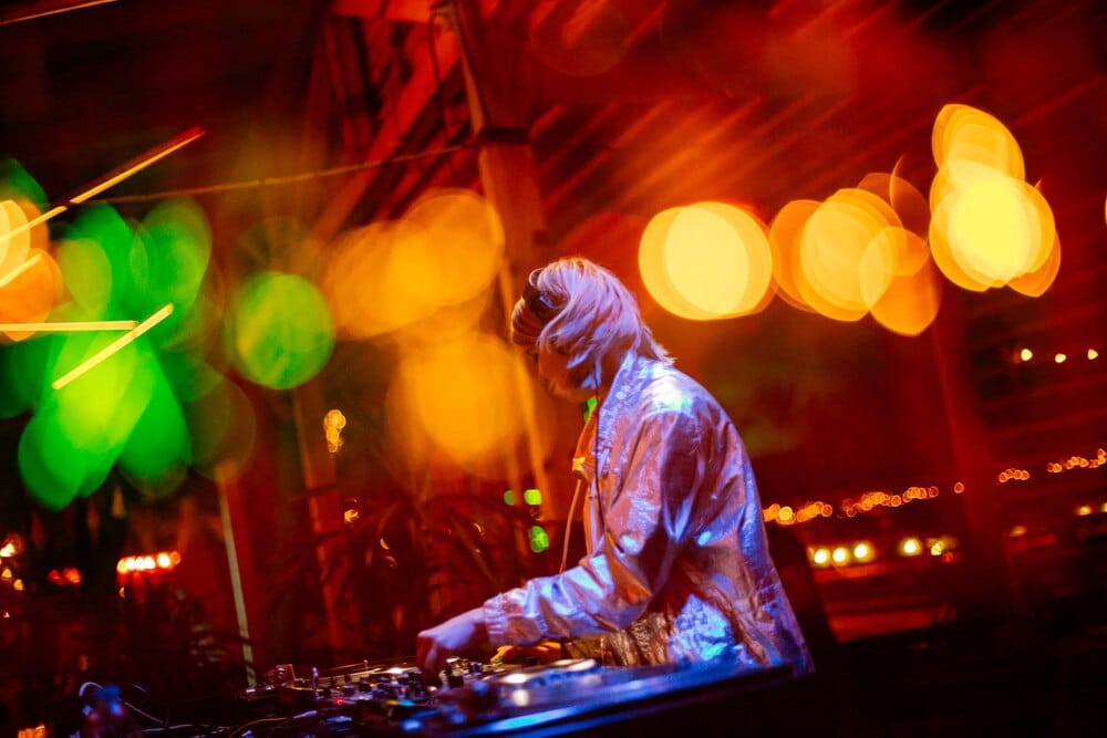 Actuación de DJ Hija del Nopal en las fiestas de Errota