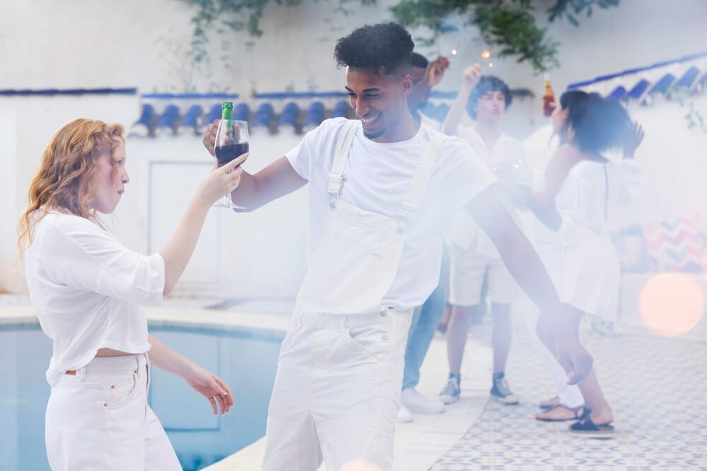 Fiesta Blanca en el Barrio de Pinilla