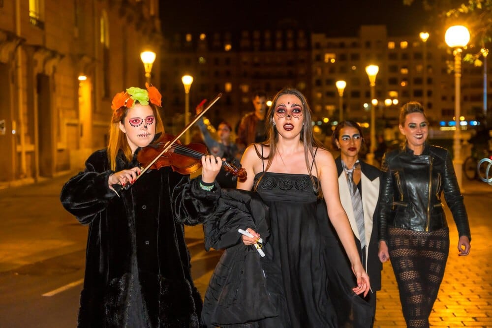 Charanga Tattoo y Batucada Vilatuke en el Centro Histórico