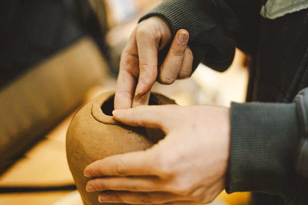Talleres de cerámica en Vigo y Nigrán para crear con tus manos