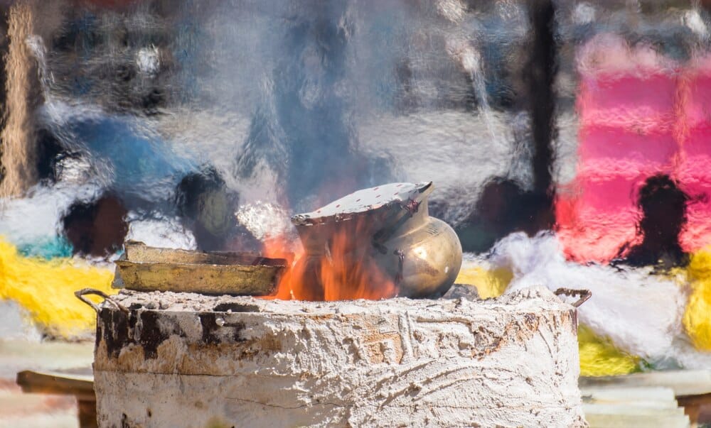 Desfile de Caldereros de Aieteko (Aieteko Kaldereroak)