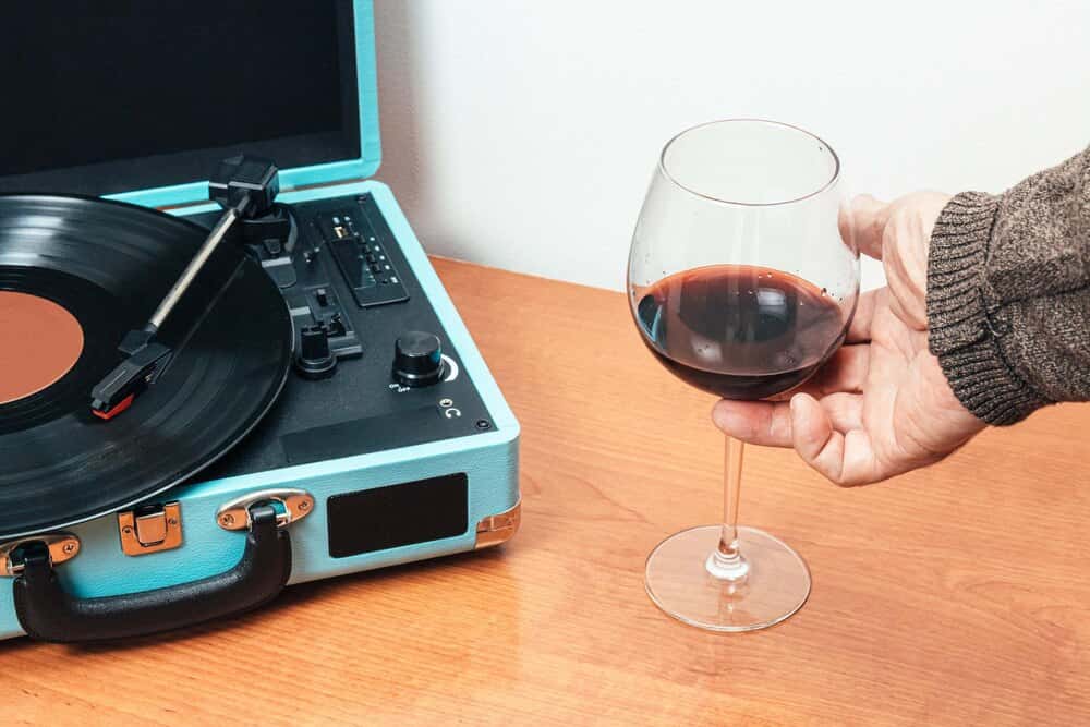 Parradisco llega a Vilaflor con vinilos y vino