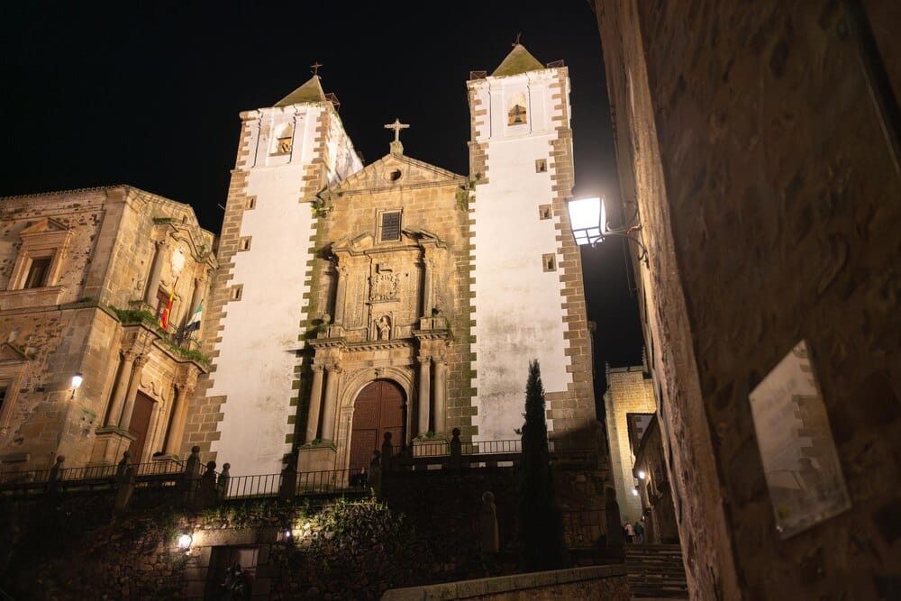 Martes Santo en la Semana Santa de Málaga 2026