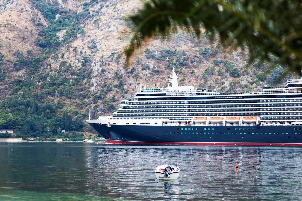 Dónde ver los grandes buques y cruceros en Santander
