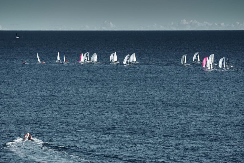 El Trofeo de Vela Ligera sigue en la bahía melillense
