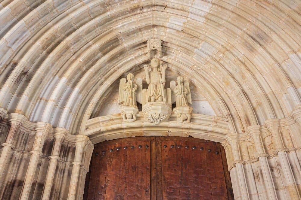 Visita temática: 'El Pilar, historia y tradición de una devoción'