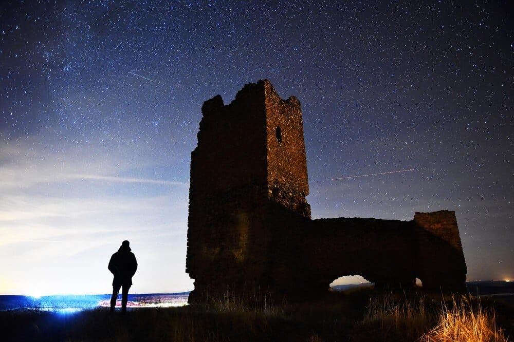 El Castillo de Lorca: visitas, cenas y Perseidas