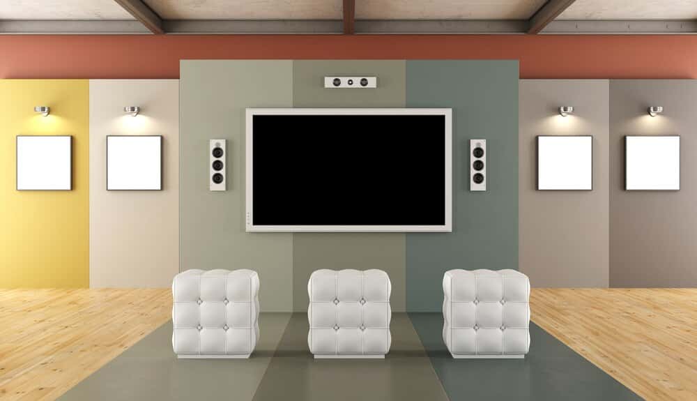 Tecla Sala: exposiciones gratis y aire acondicionado
