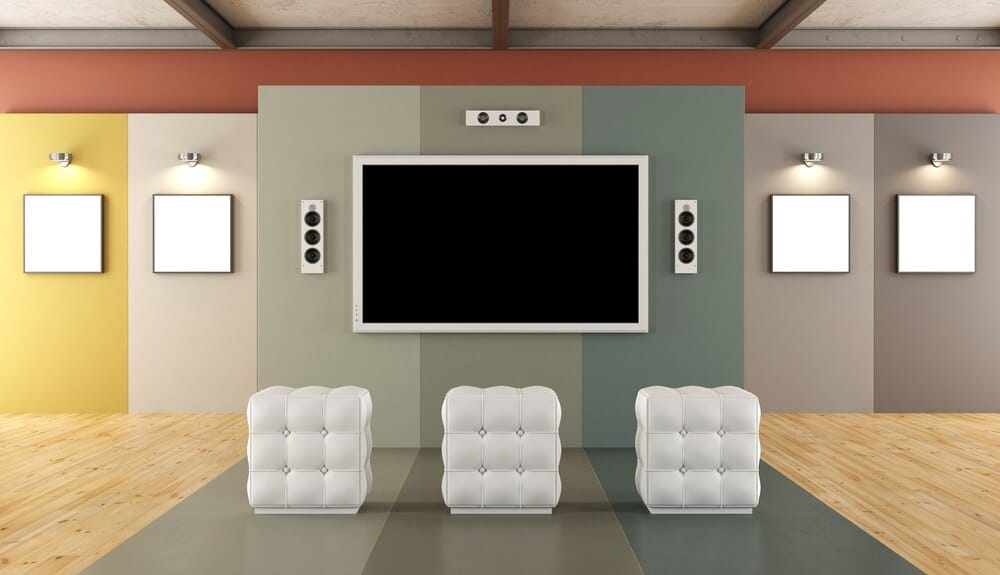 Tecla Sala: exposiciones gratis y aire acondicionado