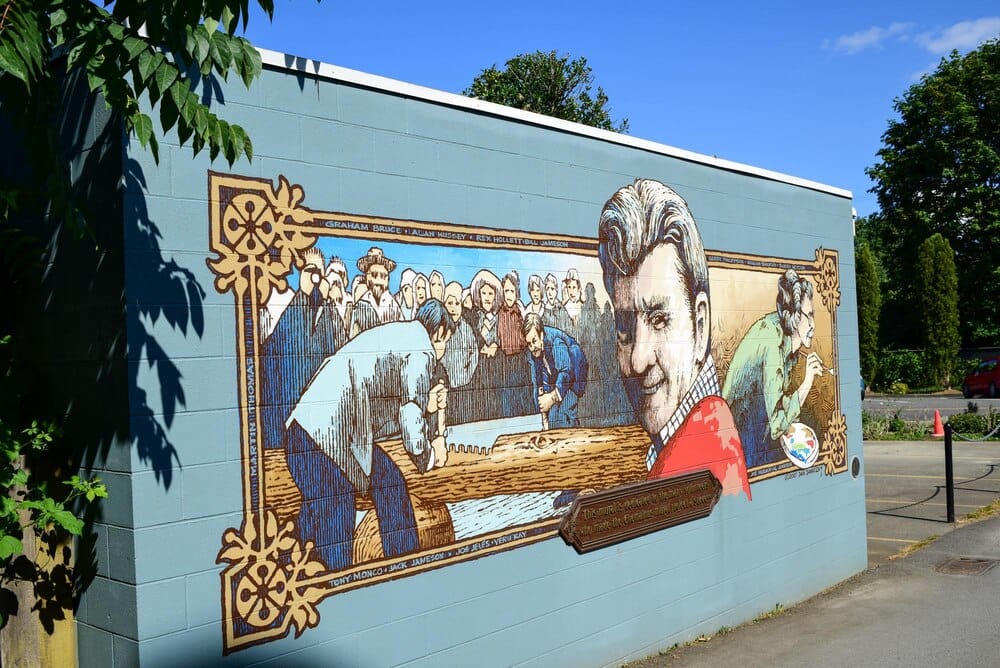 Ruta por el arte urbano y murales de Santiago