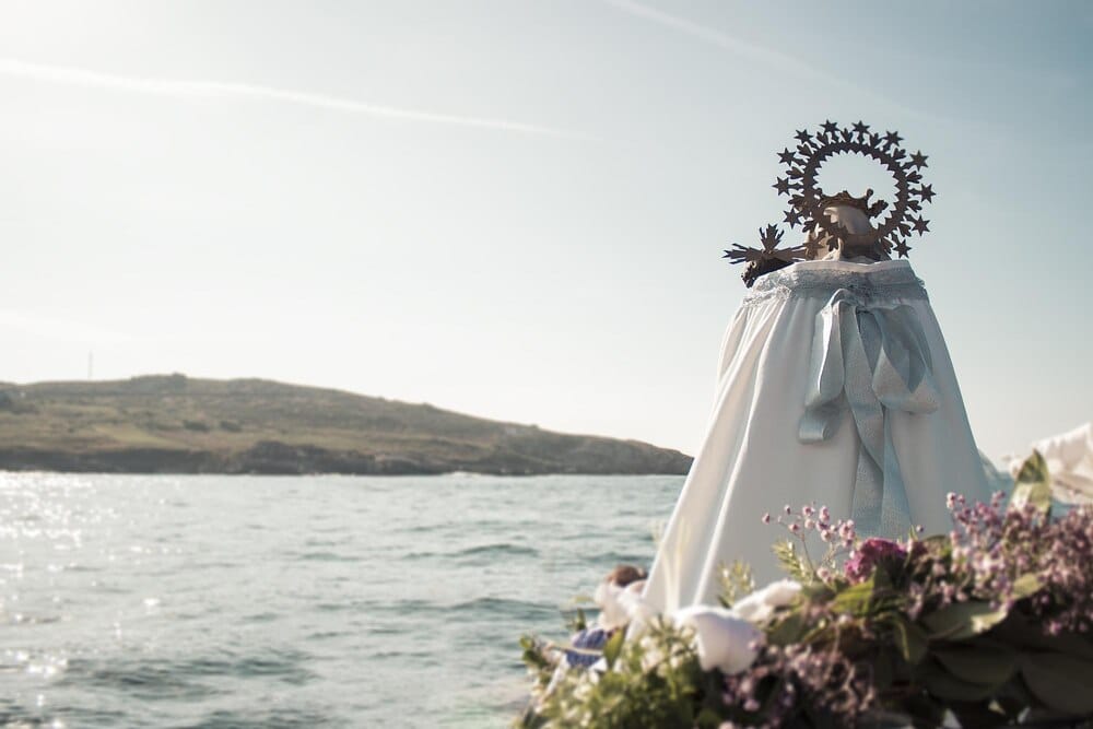La Gloria celebra sus fiestas en honor a la Virgen de Lourdes