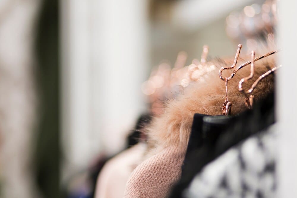 Bazar Zrift Shop: Ropa de segunda mano a tres euros