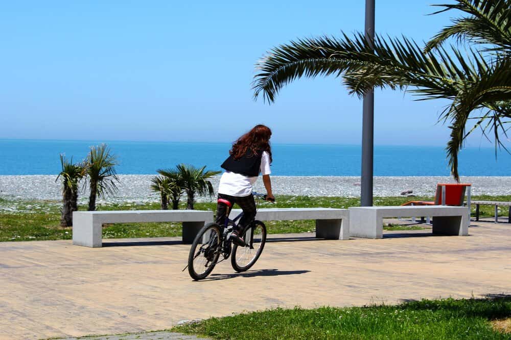 Bici entre Marbella y San Pedro: ruta costera y plana